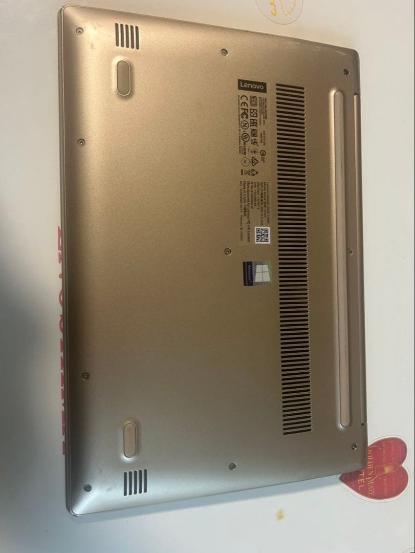 Lenovo Ideapad 320 ゴールド