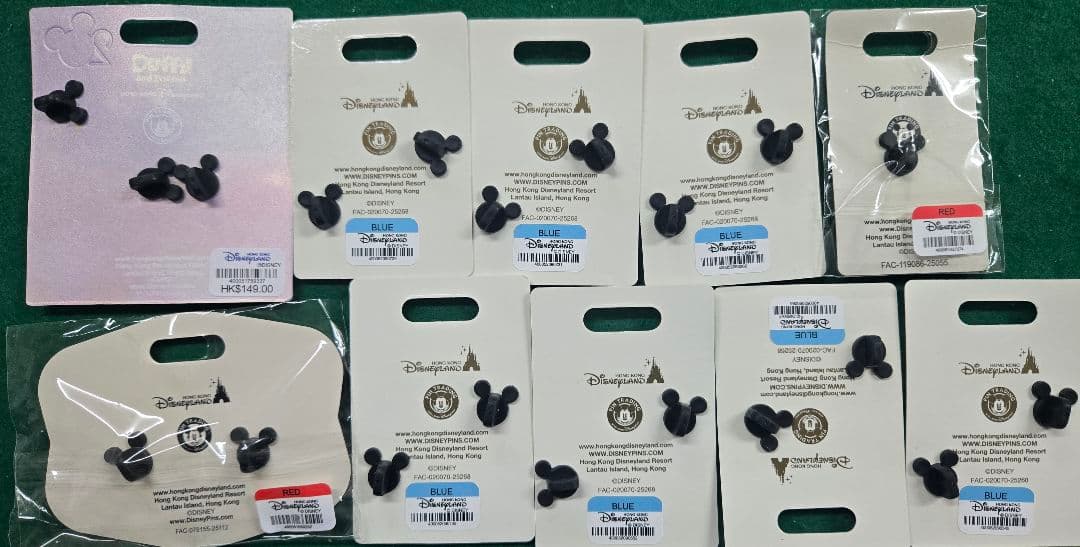 【新品未使用】香港ディズニーDuffy and Friends ピンバッジ