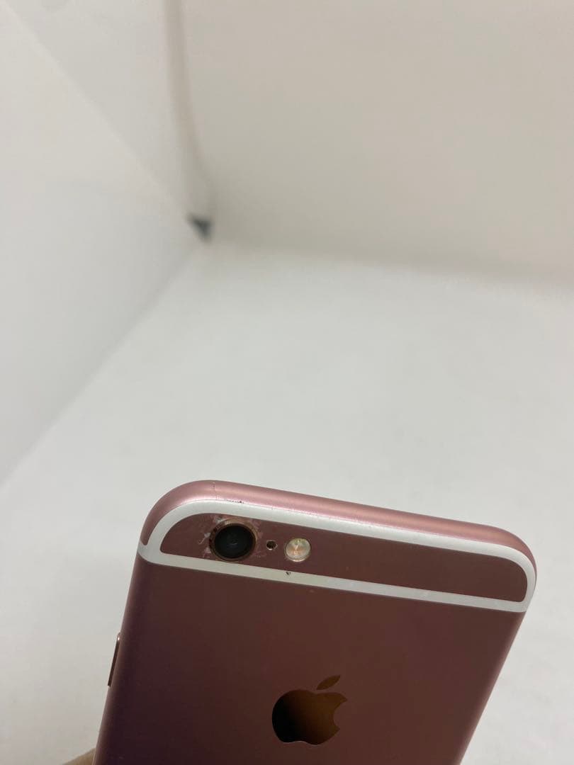 iPhone 6s 64GB SIMフリー　47217