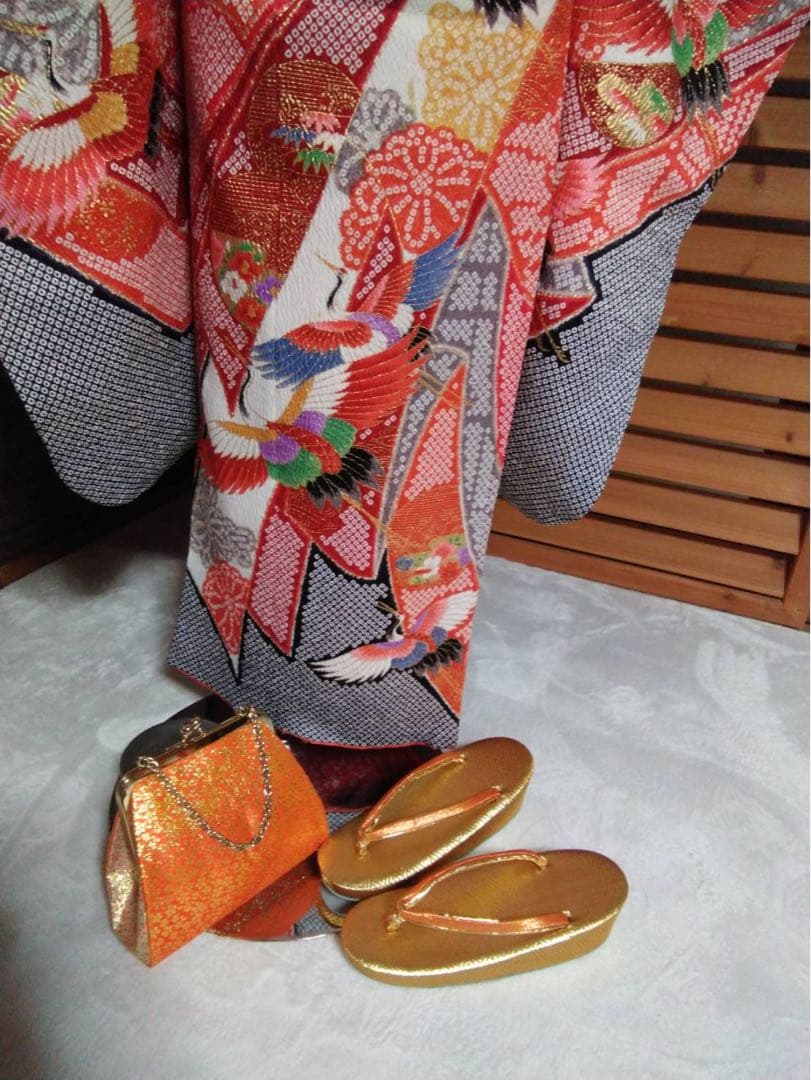 7歳向け・絞り柄・化繊のお着物セット