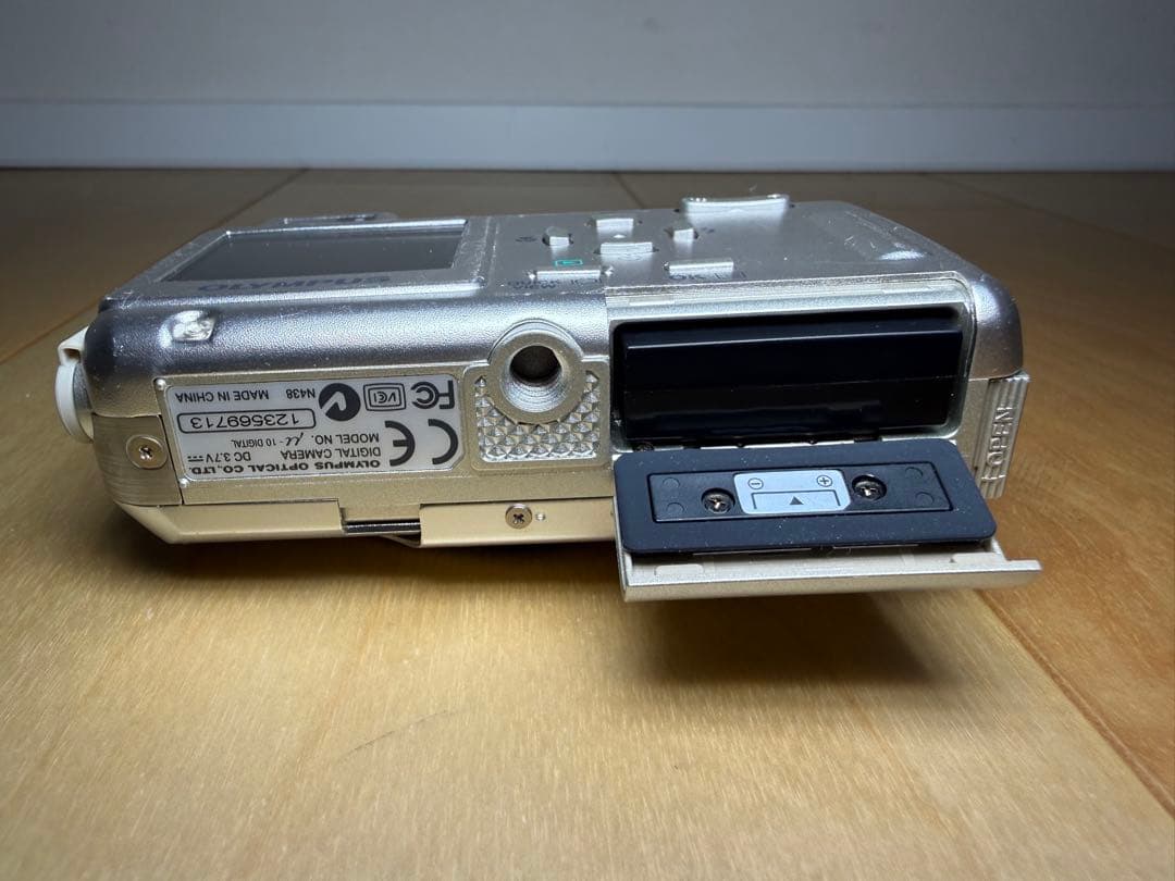 OLYMPUS μ-10 DIGITAL デジカメ　オリンパス