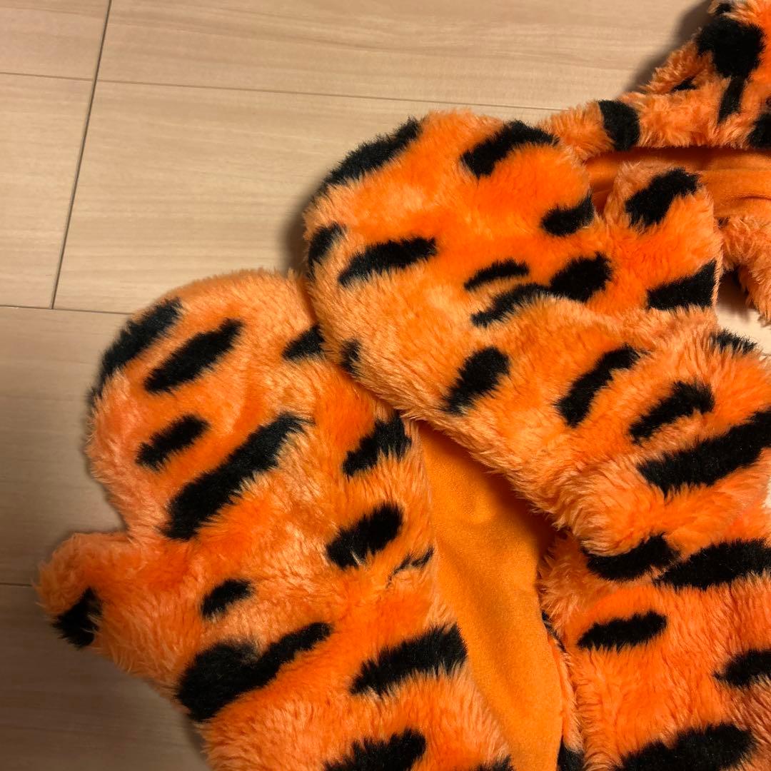 ディズニー　ティガー　マフラーキャップ