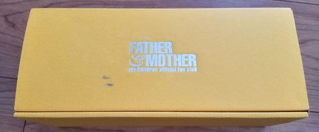 Mr.Childrenファンクラブ記念品：マグカップ、タッパー