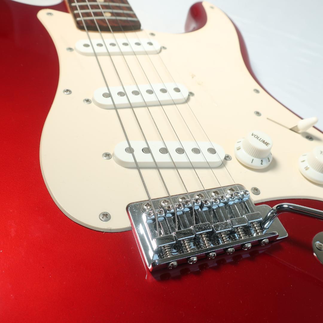 美品 Squier ストラトキャスター エレキギター 純正ケース付