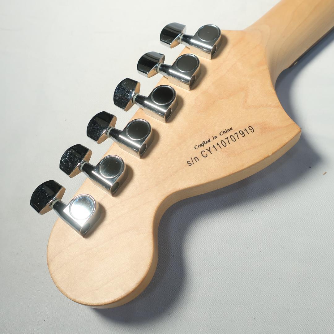 美品 Squier ストラトキャスター エレキギター 純正ケース付