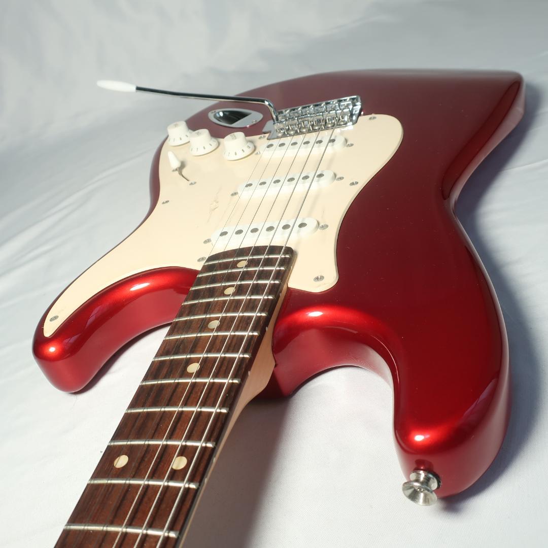 美品 Squier ストラトキャスター エレキギター 純正ケース付