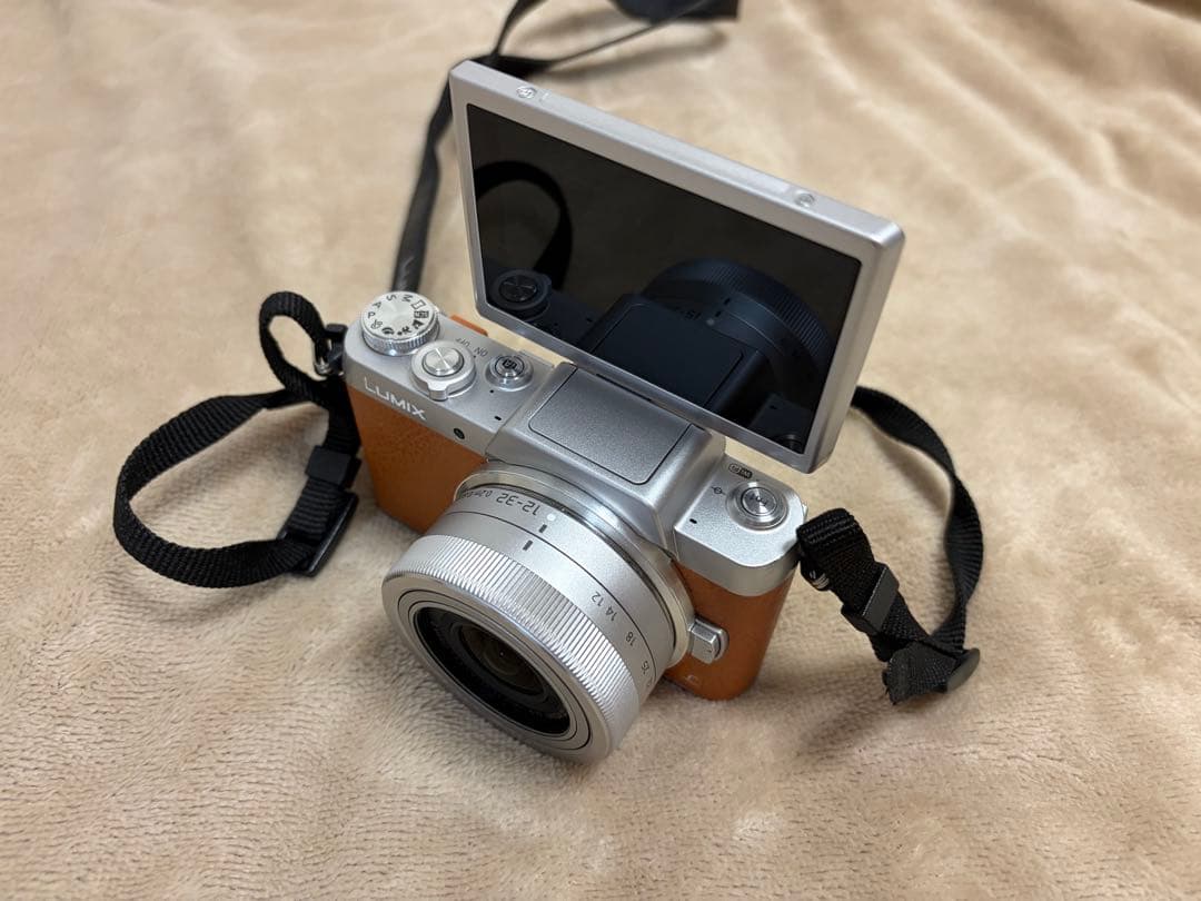Panasonic LUMIX DMC-GF7W ミラーレス一眼カメラ ブラウン