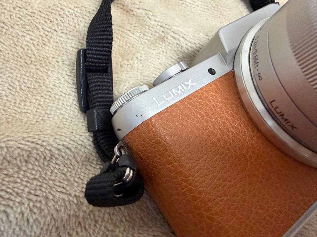 Panasonic LUMIX DMC-GF7W ミラーレス一眼カメラ ブラウン