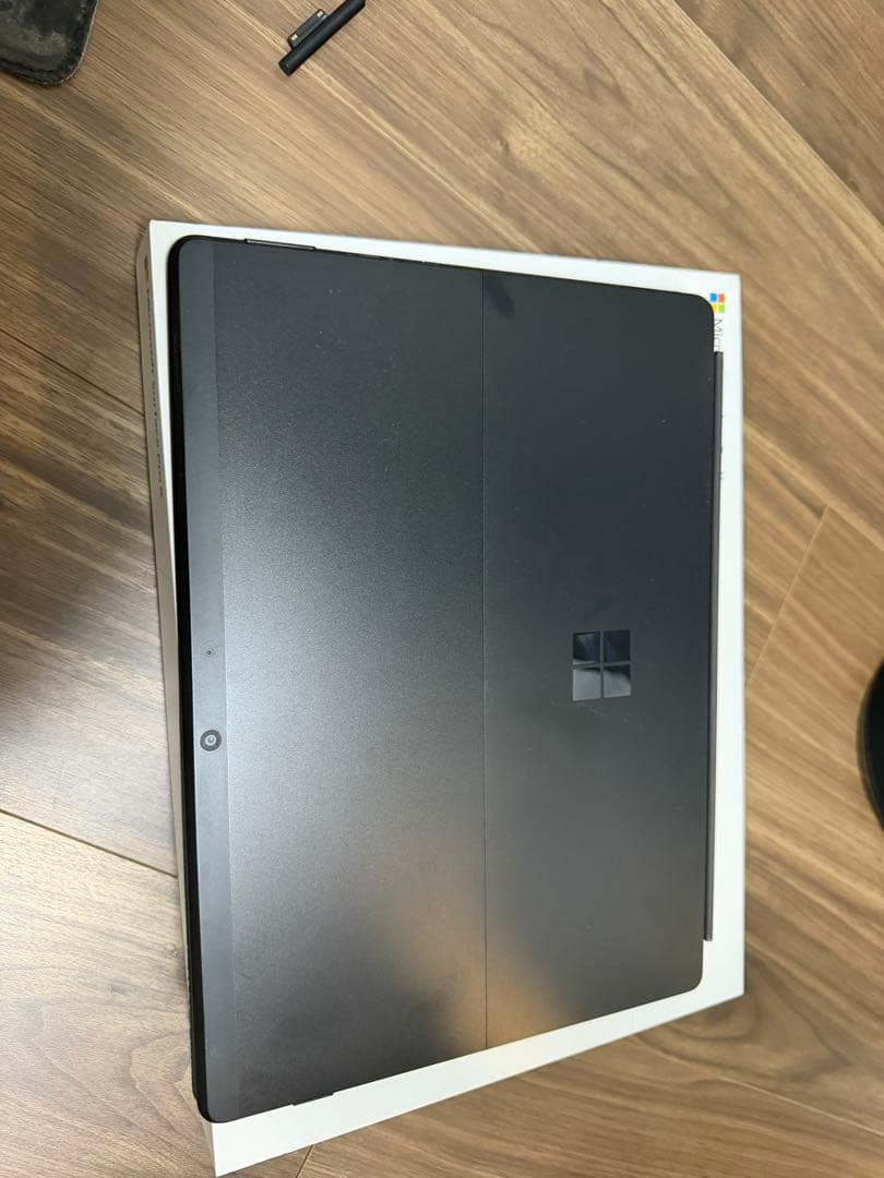 Surface Pro X SQ1 8GBメモリ　 128GB LTE