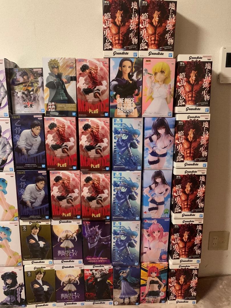 (単価1040円)人気最新フィギュア47個セット