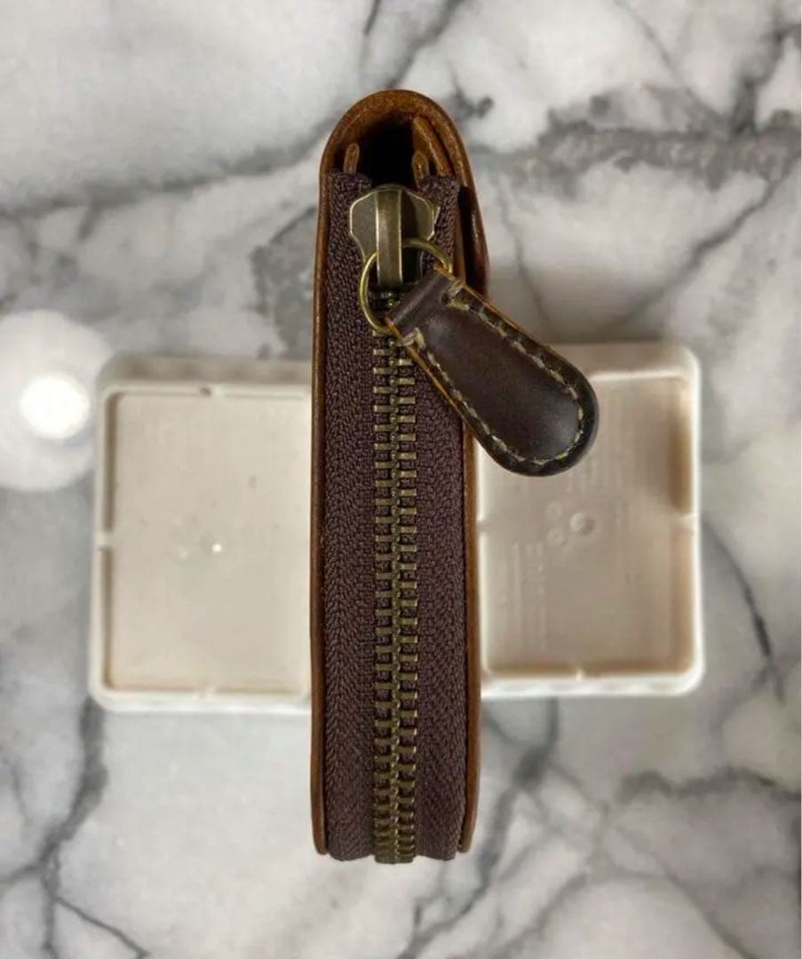 コンパクトL字ファスナーウォレット(ブラウン)