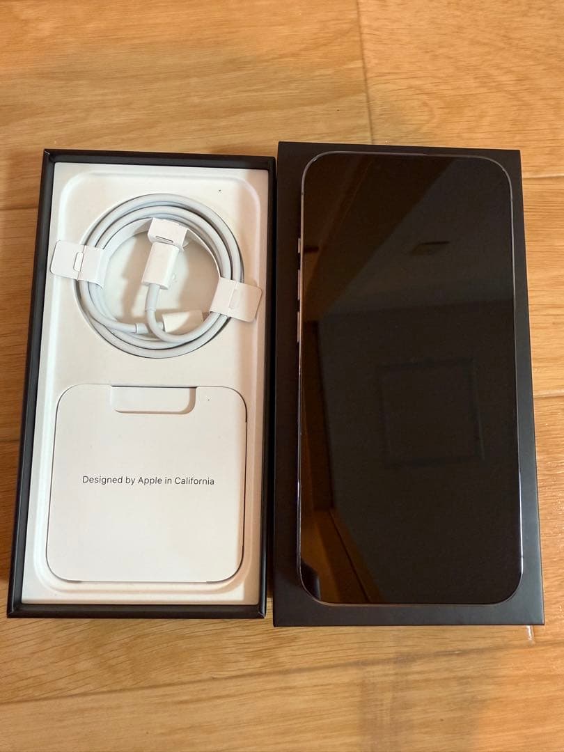 iPhone13pro 256GB シエラブルー　新品同様