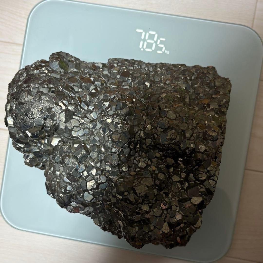 パイライト 約7.85kg 天然石クラスター 原石 風水 パワーストーン