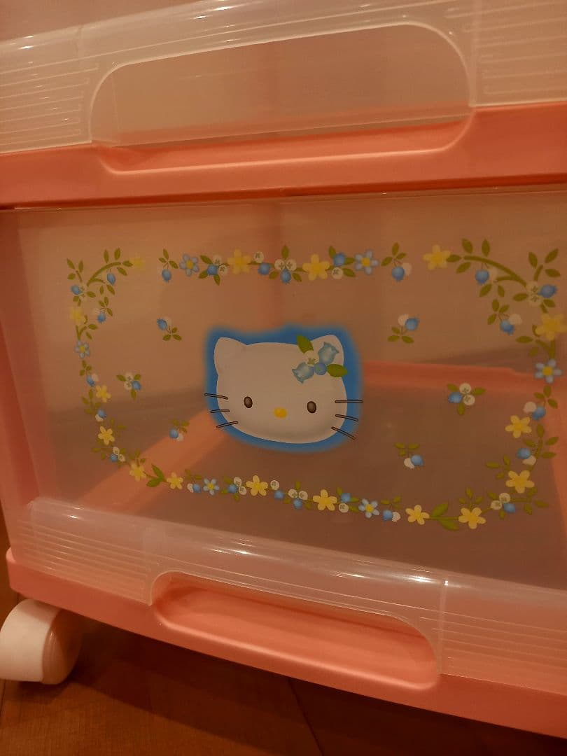 ハローキティ 衣装ケース　収納ボックス　4段引き出し　チェスト ブルーベリー