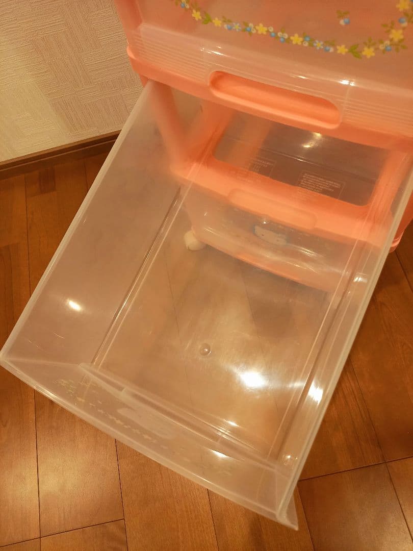 ハローキティ 衣装ケース　収納ボックス　4段引き出し　チェスト ブルーベリー