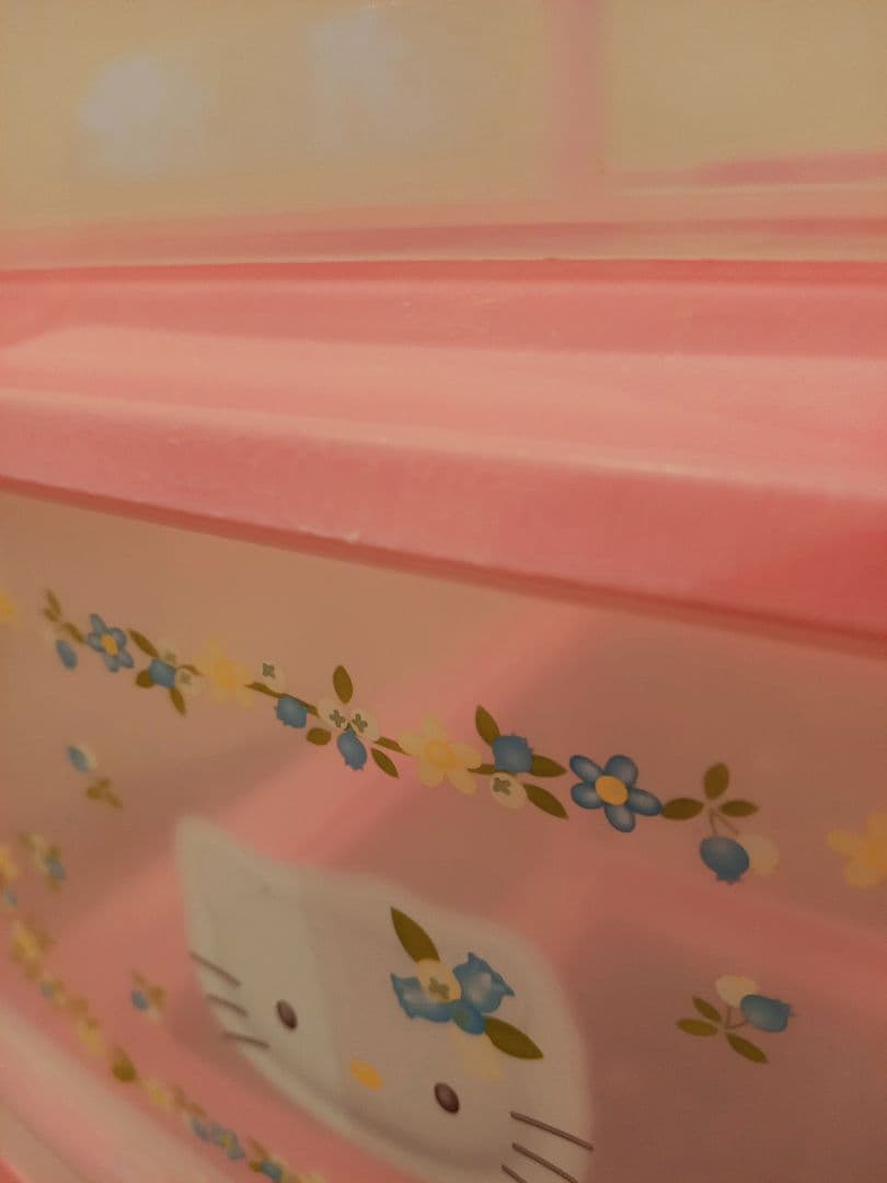 ハローキティ 衣装ケース　収納ボックス　4段引き出し　チェスト ブルーベリー