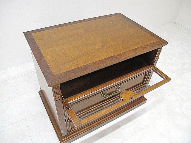 希少モデル ドレクセルヘリテイジ 「フランチェスカ」ウォールナット材テレビボード