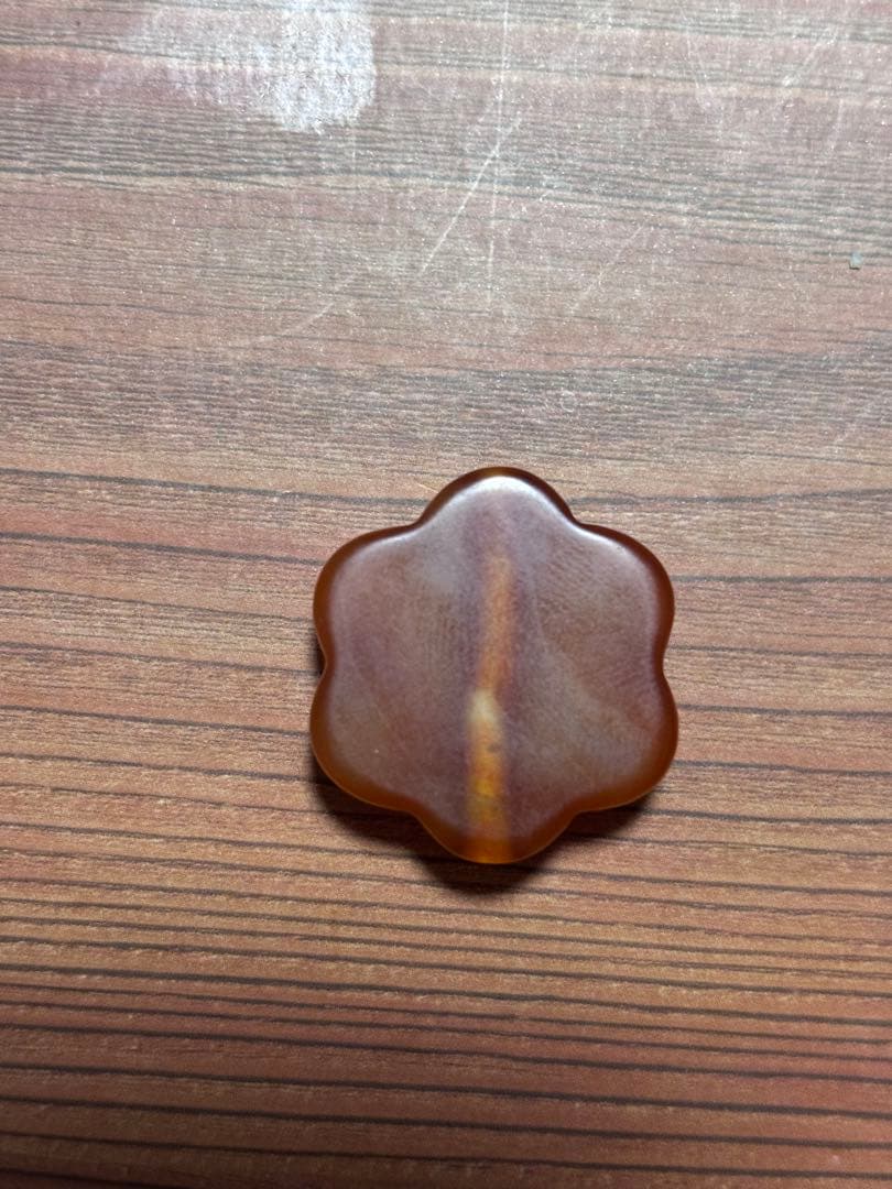 蓮花羊眼板天珠　赤