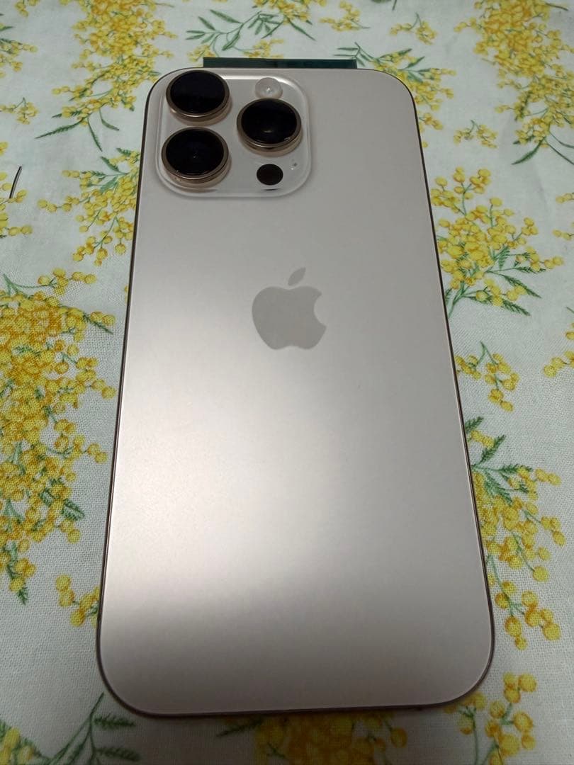 iPhone 16 Pro 256GB デザートチタニウム 本体 SIMフリー