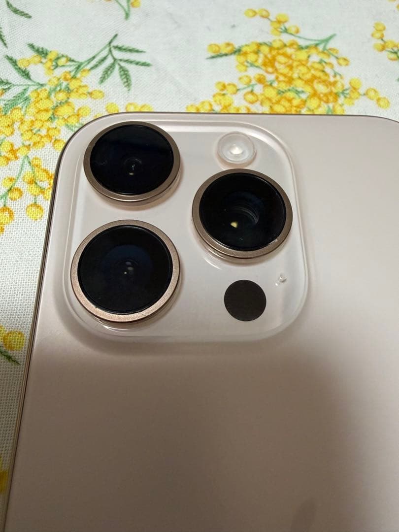 iPhone 16 Pro 256GB デザートチタニウム 本体 SIMフリー