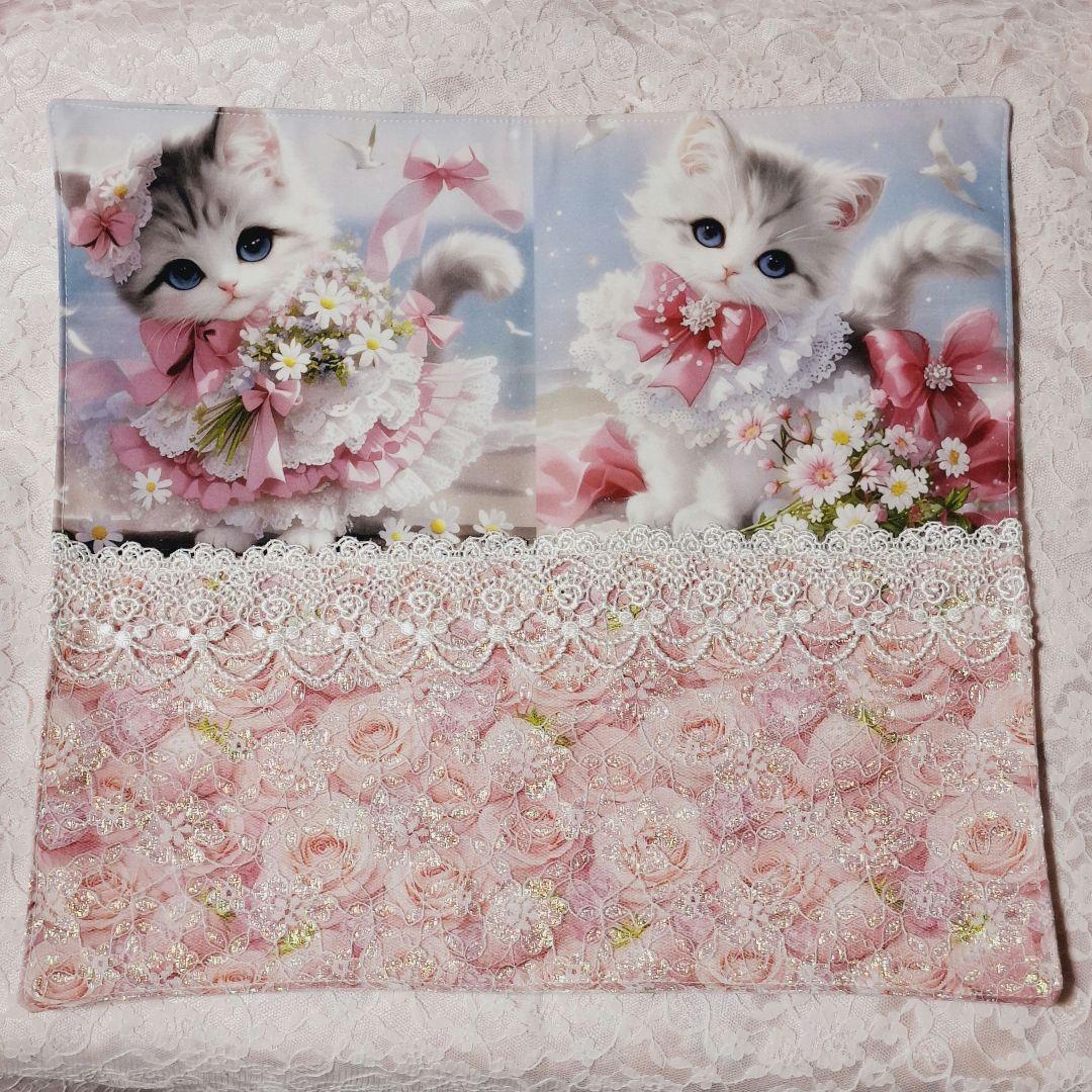 じゅんじゅん様♥️オーダー品♥️レースマルチカバー　猫　猫と女の子