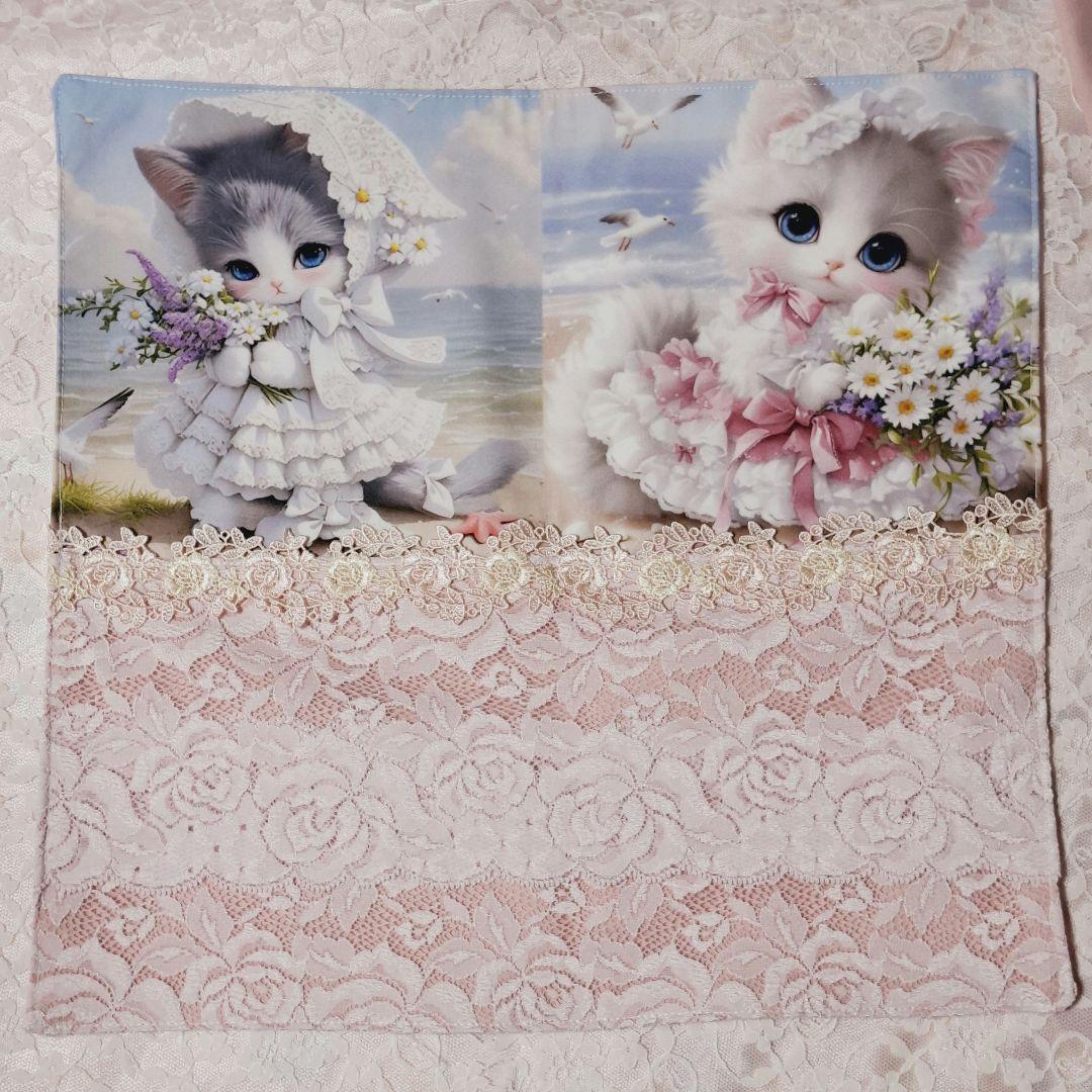 じゅんじゅん様♥️オーダー品♥️レースマルチカバー　猫　猫と女の子