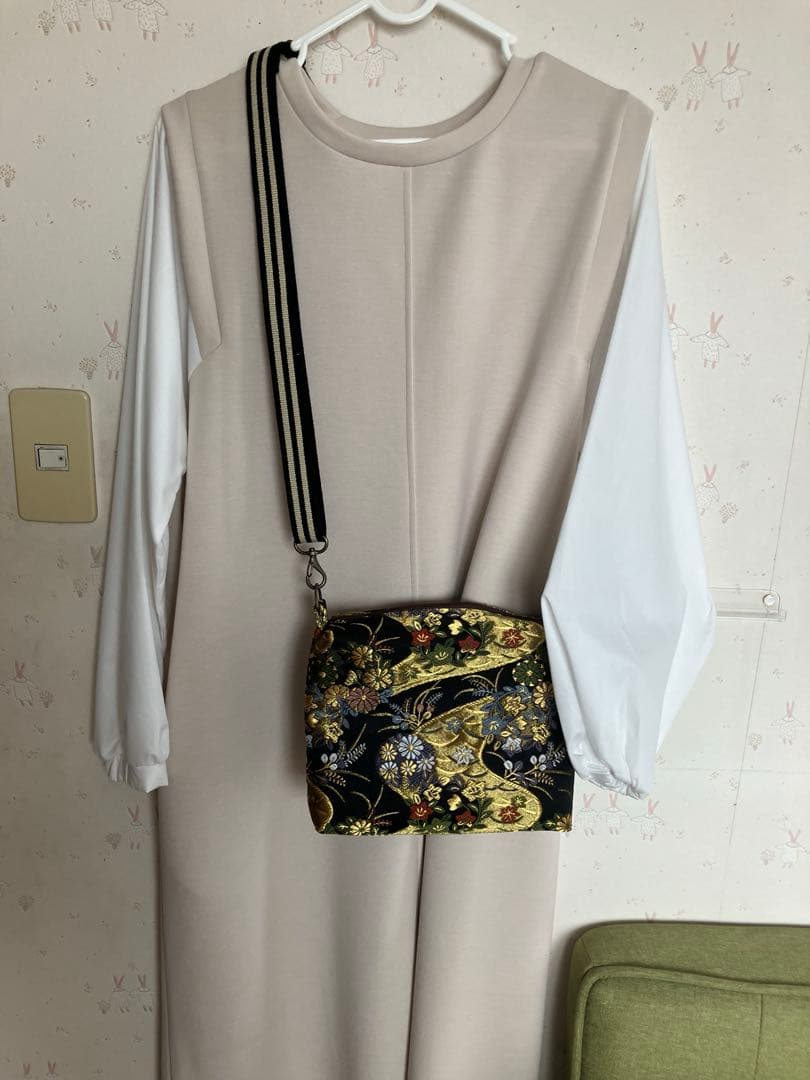 ❤️SALE❣️豪華・和・京都西陣織バックとポーチ＊流水に花丸文＊黒地＊