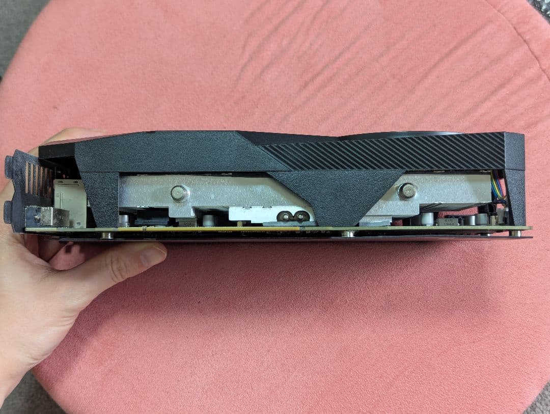 グラフィックボード・グラボ・ビデオカード ASUS RTX 2060 6go