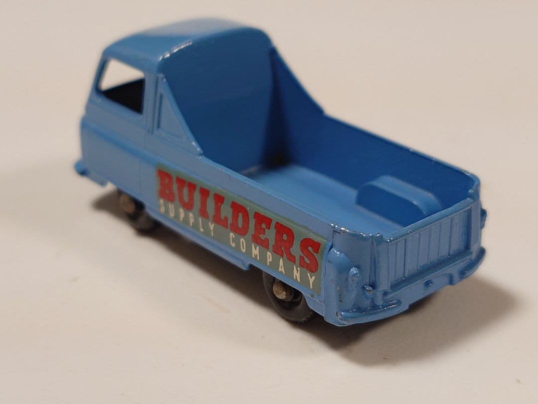 ミニカー MATCHBOX No.60 MORRIS J2 PICK-UP