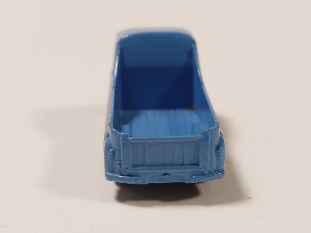 ミニカー MATCHBOX No.60 MORRIS J2 PICK-UP