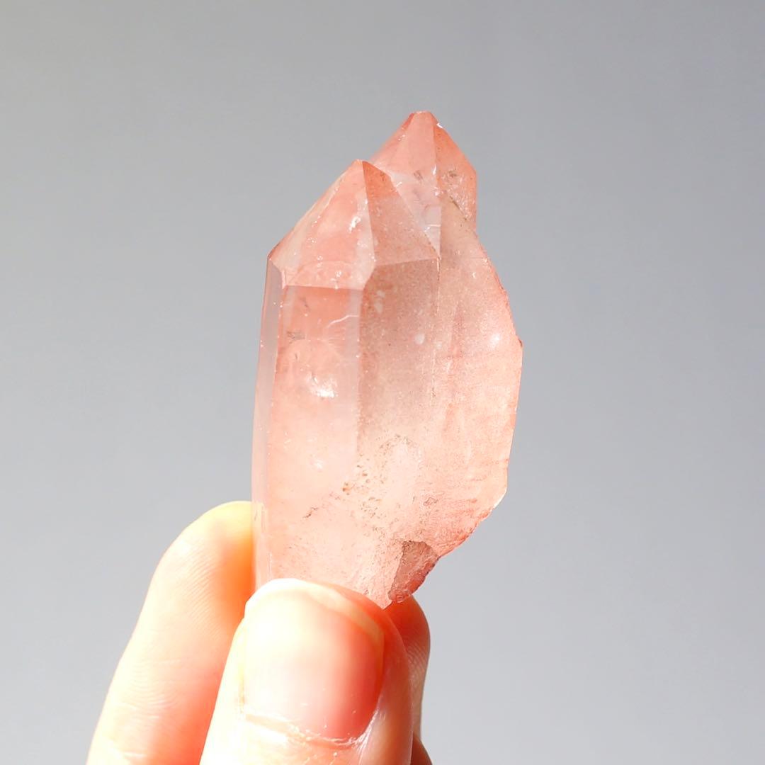 ツイン ディープピンクレムリアンシード 天然石 水晶 鉱物 一点物 クォーツ