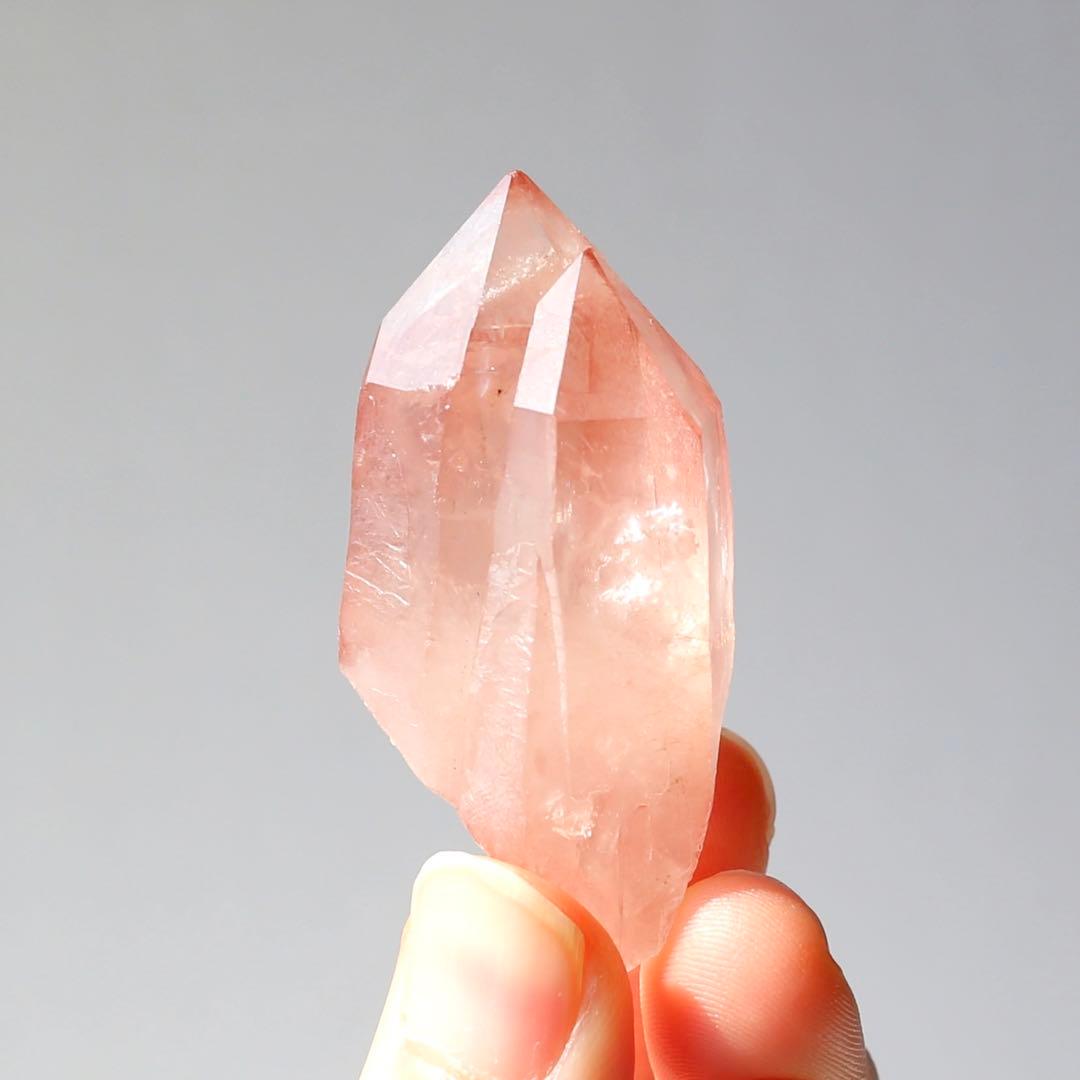 ツイン ディープピンクレムリアンシード 天然石 水晶 鉱物 一点物 クォーツ