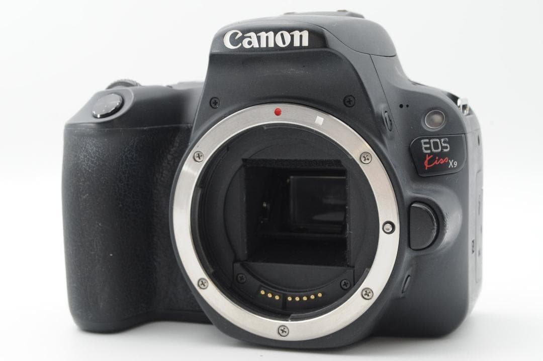 ■美品②■新春初売りSALE■ Canon EOS Kiss x9 ダブル