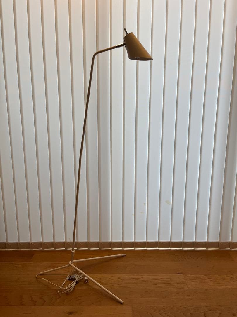 インターフォルム　ETROIT FLOOR LAMP