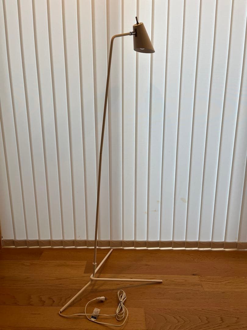 インターフォルム　ETROIT FLOOR LAMP