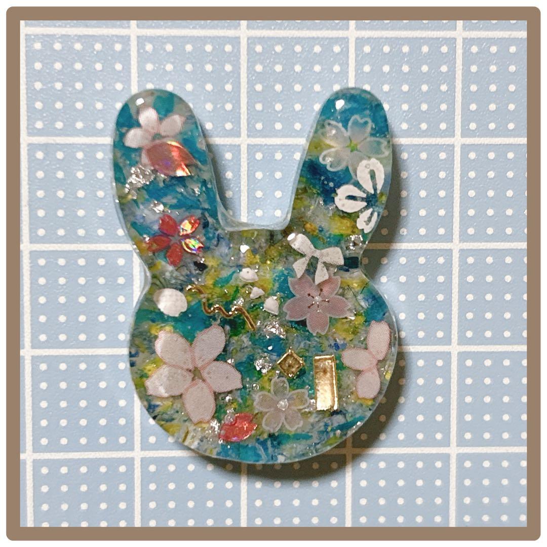 No 5❣️可愛い桜模様のレジンヘアゴム❣️٩(๑❛ᴗ❛๑)۶❣️