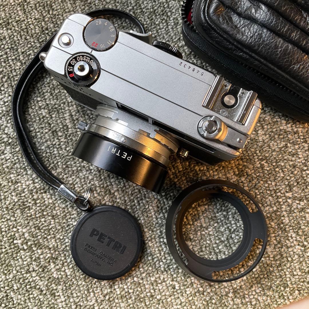完動機　ペトリPETRI Color 35 フィルムカメラ