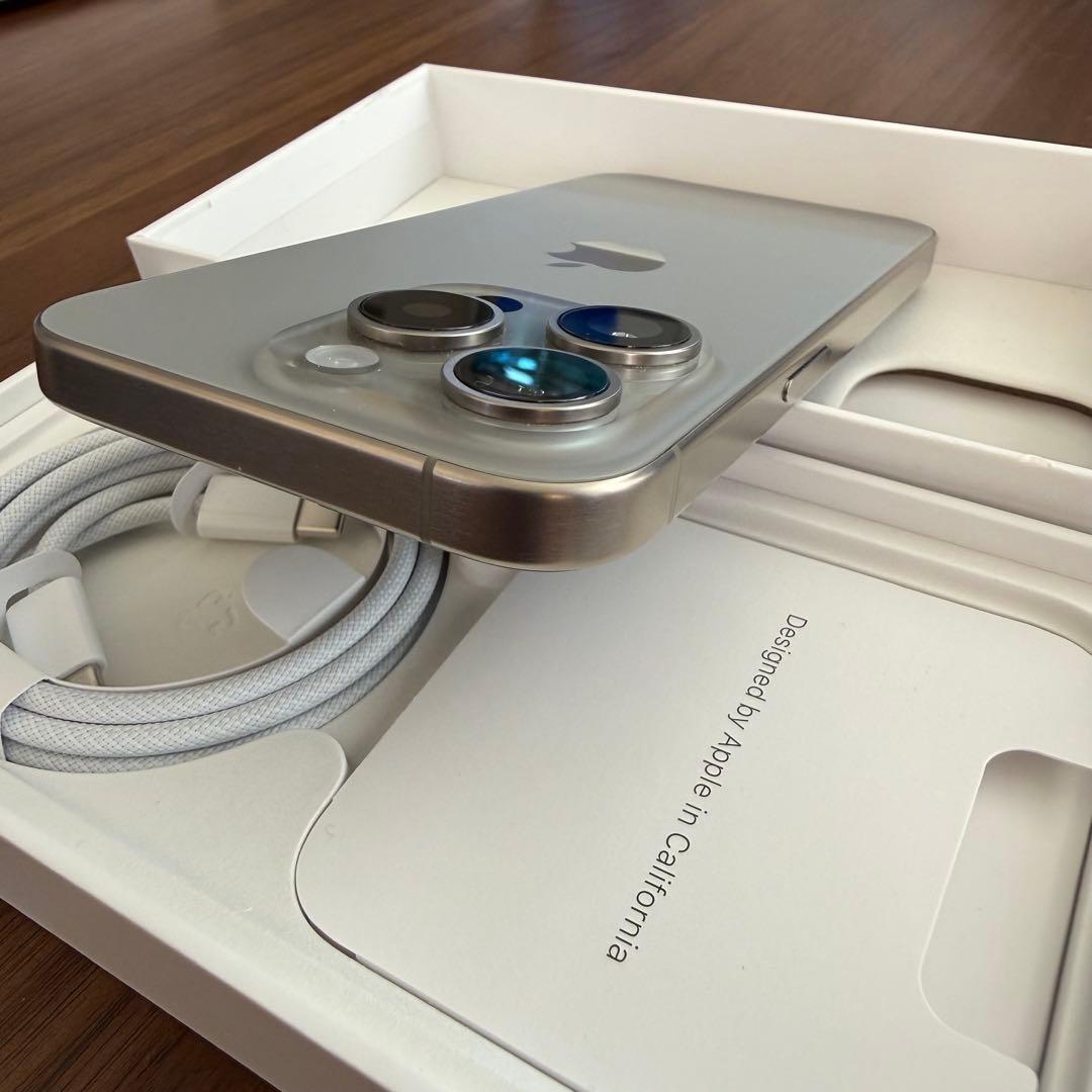 iPhone 15 pro 128G SIMフリー　本体iPhone15pro