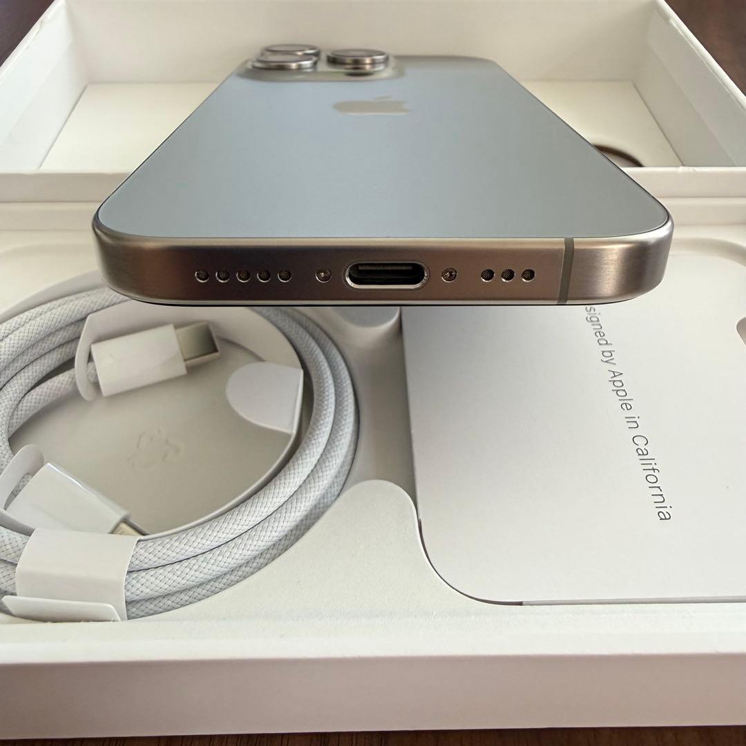 iPhone 15 pro 128G SIMフリー　本体iPhone15pro