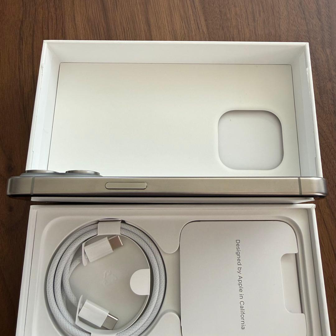 iPhone 15 pro 128G SIMフリー　本体iPhone15pro