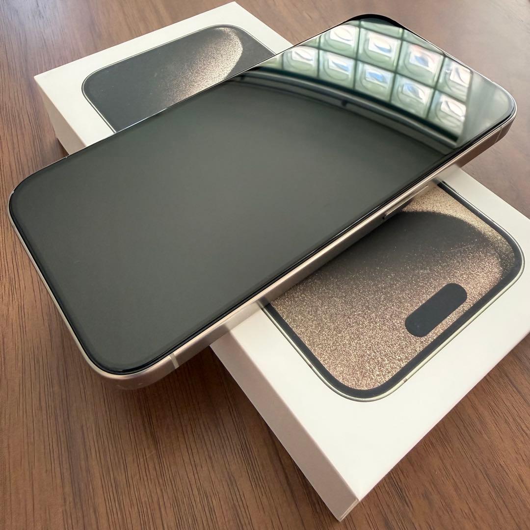 iPhone 15 pro 128G SIMフリー　本体iPhone15pro