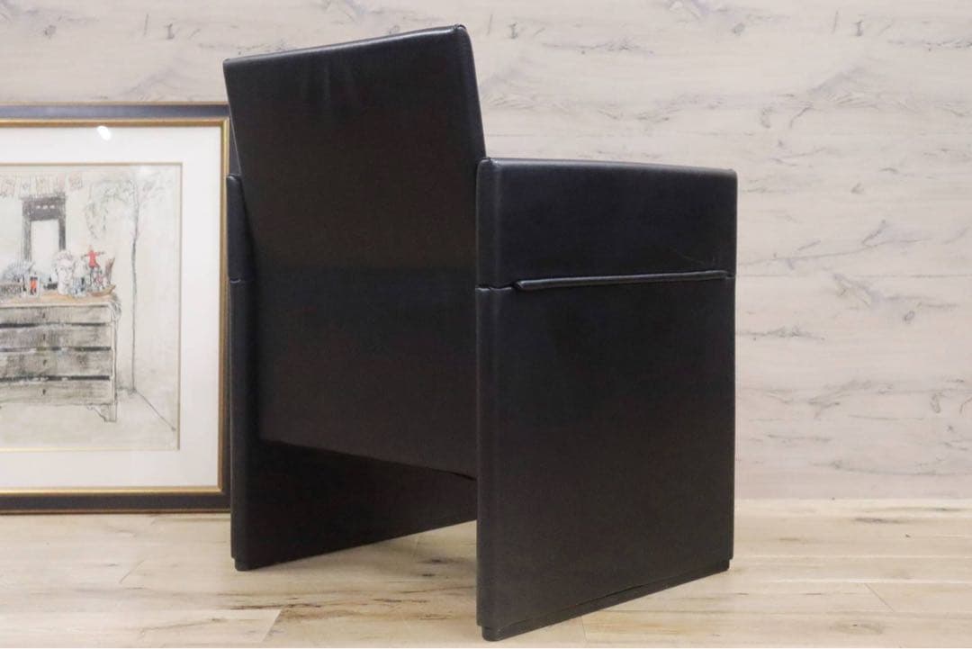 GMGK341D○Artfort / アーティフォート イージーチェア 黒 本革