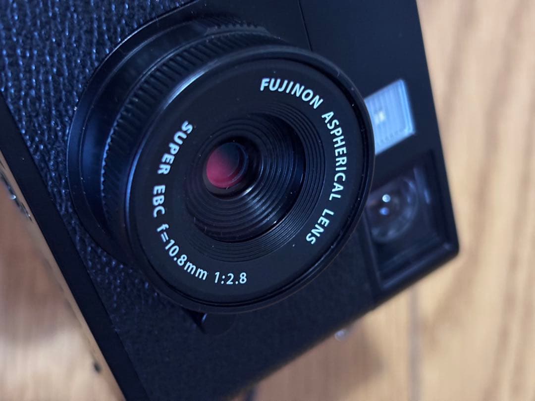 Fujifilm Xhalfコンパクトデジタルカメラ