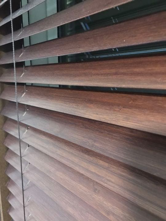 ウッドブラインド　133cm  ダークブラウン　専用金具付