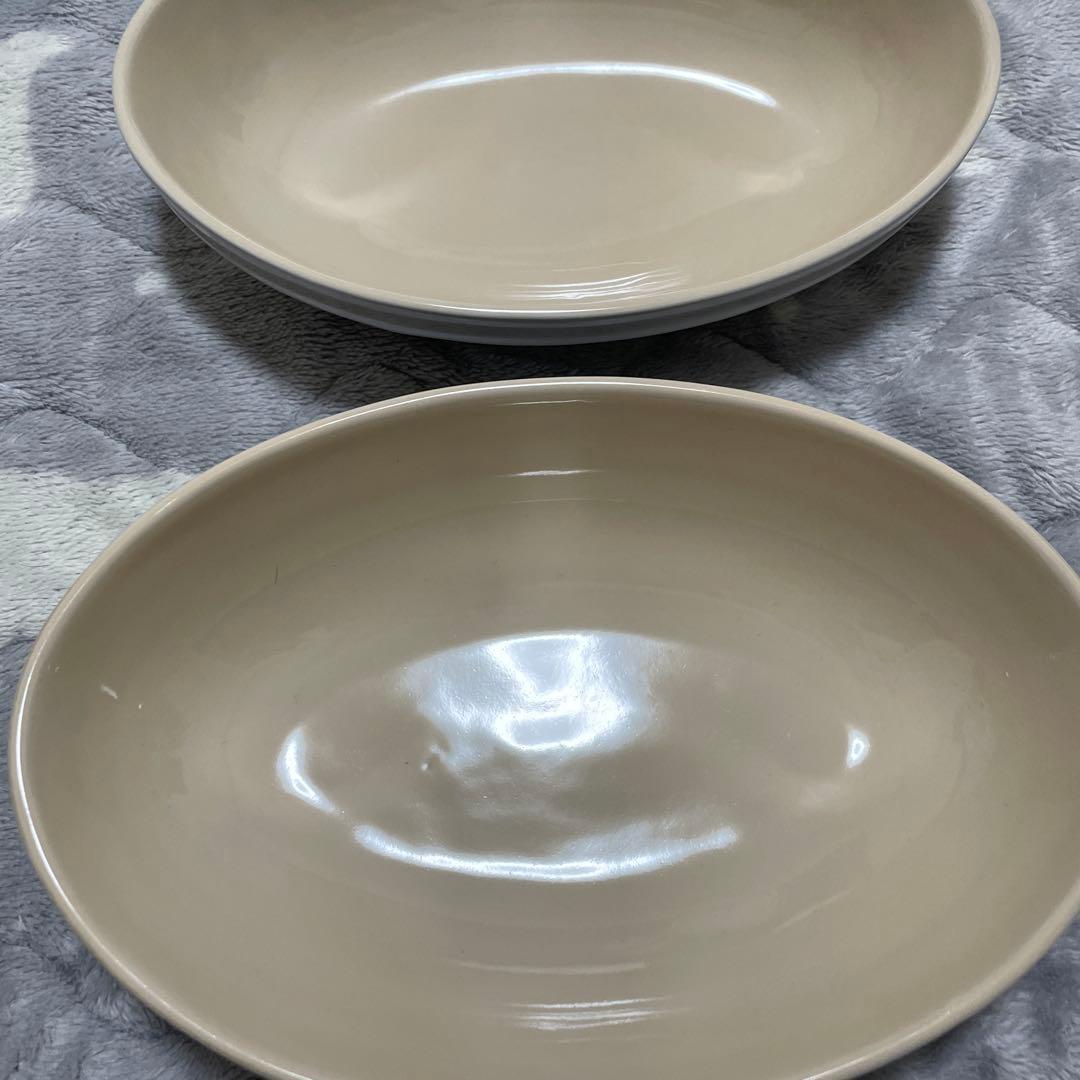 LE CREUSET ベージュ 楕円形皿 2点セット