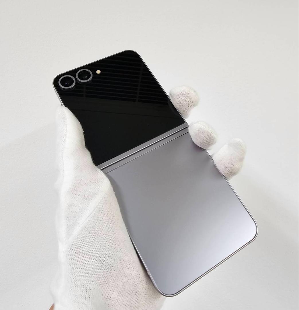 Galaxy Z FLIP6 512GB シルバー SIMフリー 【A級】