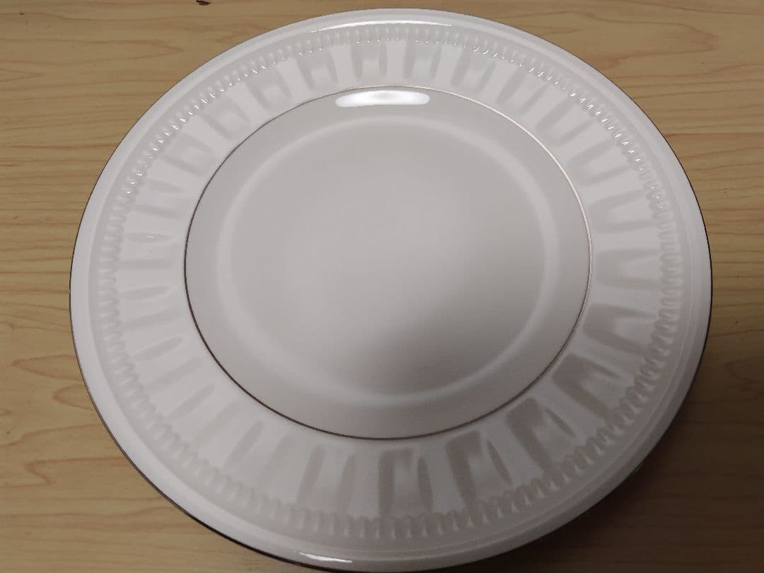 ウェッジウッド コロッセウムプラチナプレート20cm　2枚