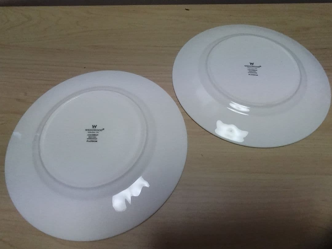 ウェッジウッド コロッセウムプラチナプレート20cm　2枚