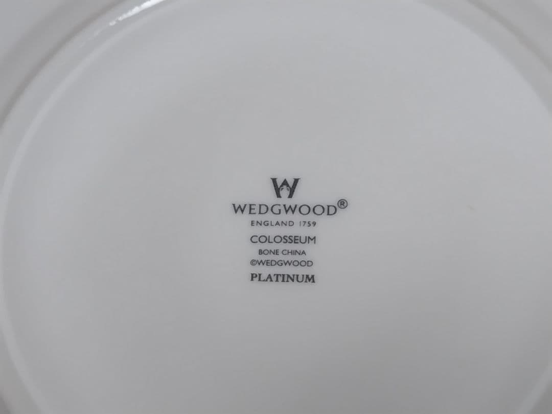 ウェッジウッド コロッセウムプラチナプレート20cm　2枚