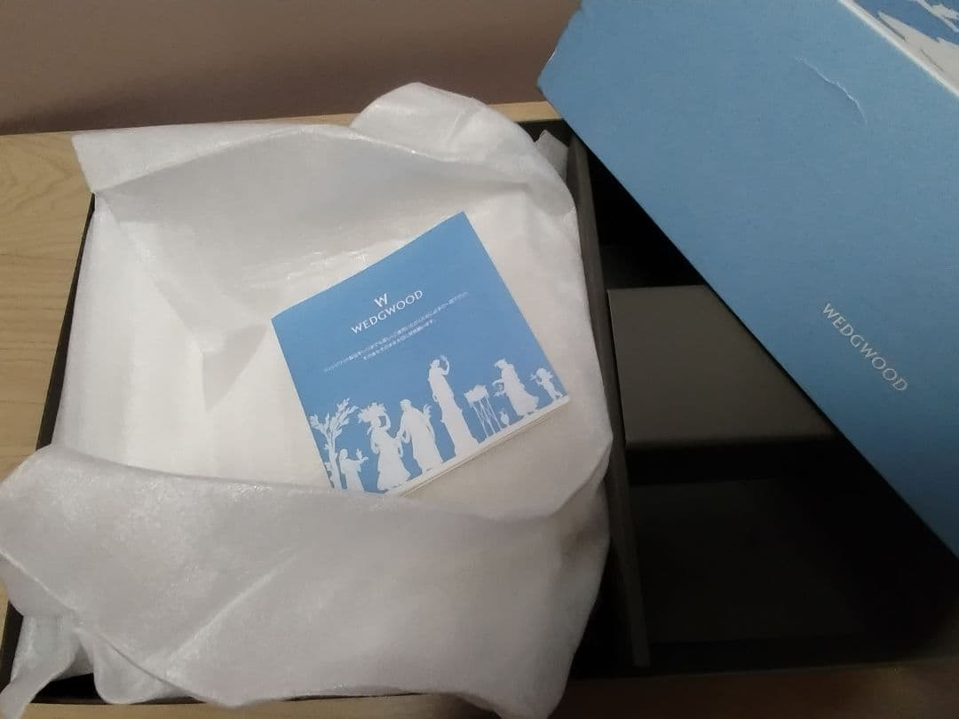 ウェッジウッド コロッセウムプラチナプレート20cm　2枚